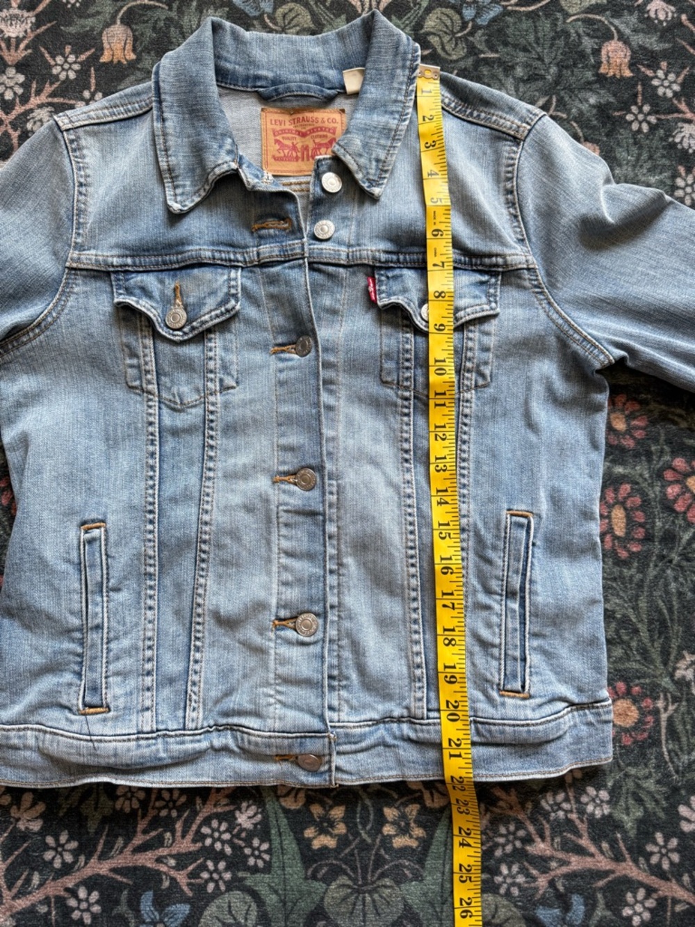 Levi's Light Blue Denim Trucker Jacket - Picture 5 of 7